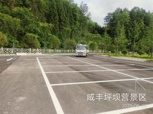 道路標(biāo)線(xiàn)